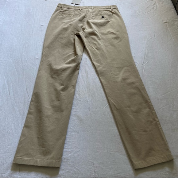 Everlane The Performance Chino | Uniform Slim Fit - Picture 11 of 16